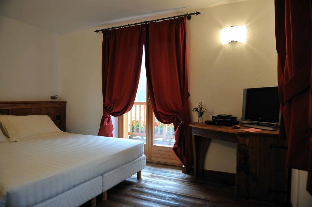 Ellex Eco Hotel Gressoney-la-Trinité Room photo